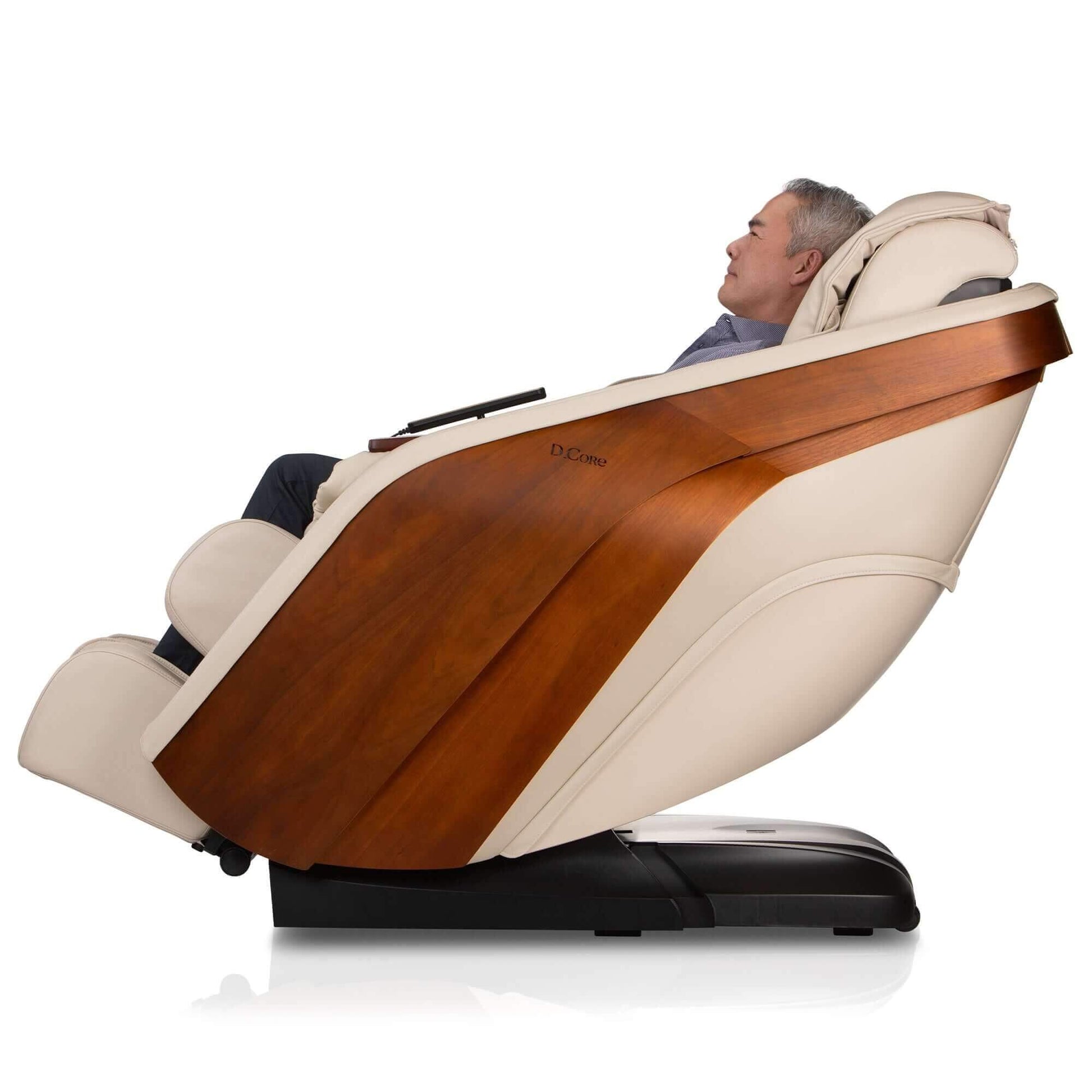 DCore STRATUS-JP Massage Chair - Synca Massage Chair